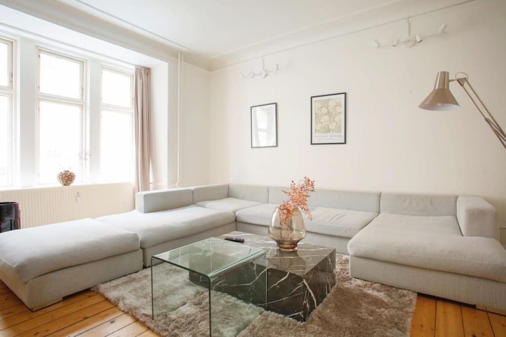 Large & Bright 3Br Apartment W Whirlpool Near Metro Copenhague Exterior foto