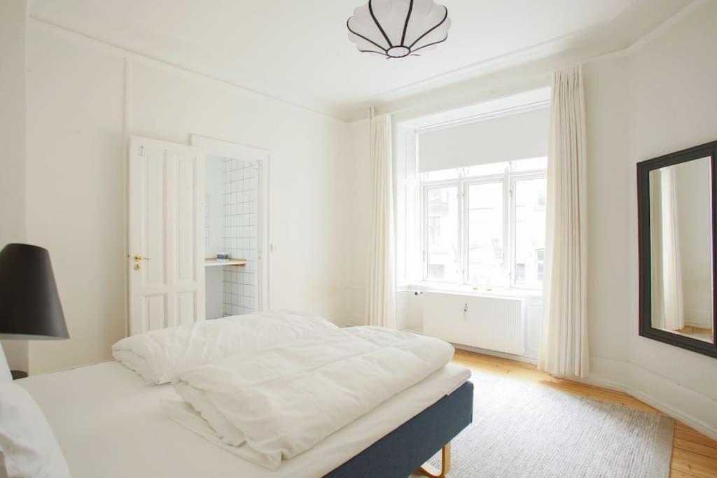 Large & Bright 3Br Apartment W Whirlpool Near Metro Copenhague Exterior foto